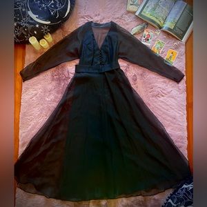 Vintage 🖤 Handmade A-Line dress w/ Sheer Sleeves 🕷️ Size 8